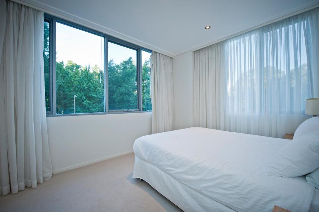 Lj Hooker Manuka Prestige Accommodation Канберра Номер фото