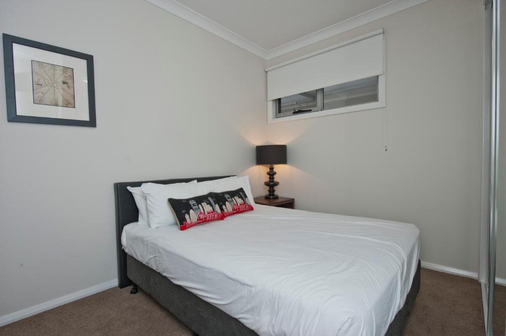 Lj Hooker Manuka Prestige Accommodation Канберра Номер фото