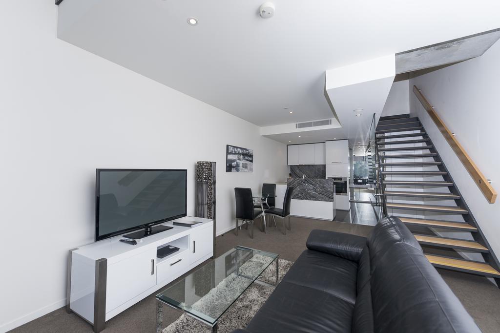 Lj Hooker Manuka Prestige Accommodation Канберра Экстерьер фото