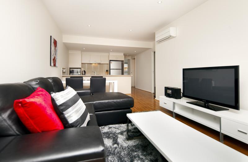 Lj Hooker Manuka Prestige Accommodation Канберра Экстерьер фото